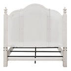Letto a baldacchino King in bianco antico e castagno "Farmhouse Reimagined"