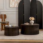 Set di Tavolini da Caffè con Design Goffrato a Rilievo Verticale per Soggiorno (Set da 2)